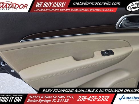 Used 2015 Jeep Grand Cherokee Overland AWD/4WD image 12