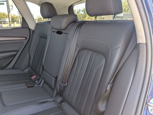 Used 2021 Audi Q5 Premium Plus image 15