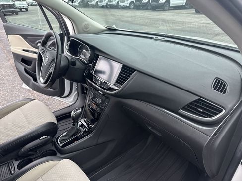Certified 2020 Buick Encore Preferred FWD image 36