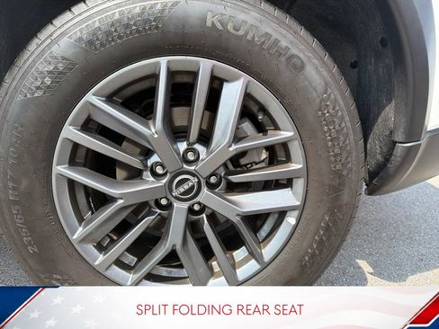 Used 2023 Nissan Rogue S AWD/4WD image 13
