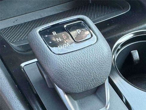 Used 2023 Nissan Rogue SV image 28