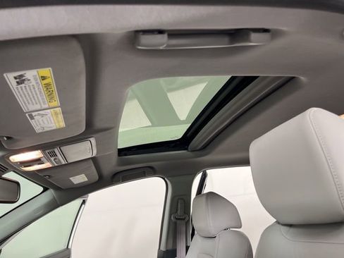 Used 2020 Honda CR-V Touring image 34