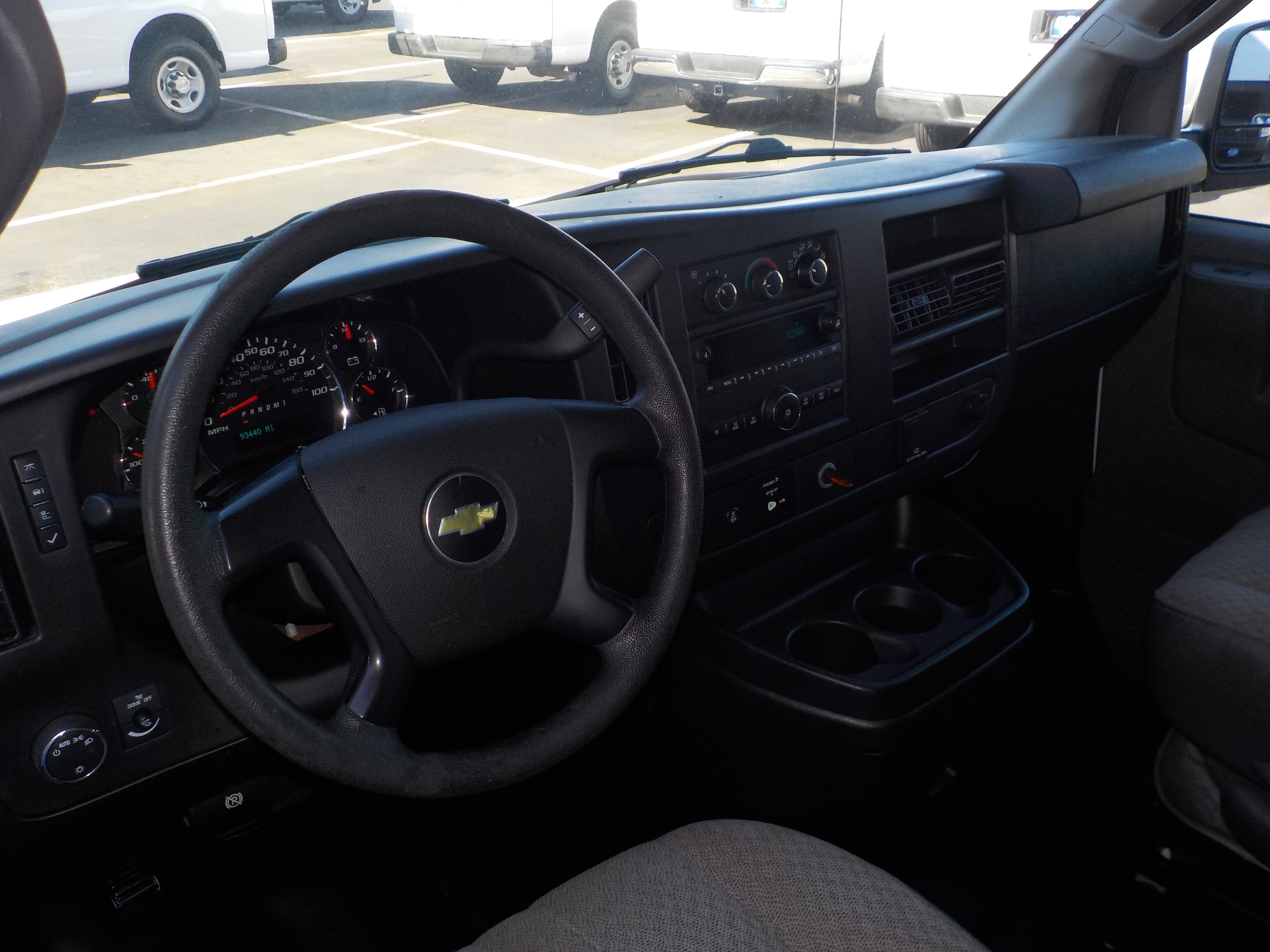 Used 2016 Chevrolet Express 2500 w/ Cold Climate Package RWD image 15