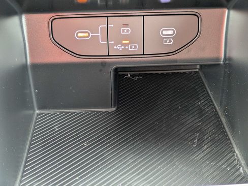 New 2026 Kia Sorento LX FWD image 25