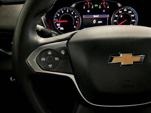 Used 2023 Chevrolet Traverse LT FWD image 20