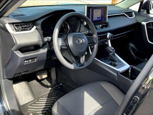 Certified 2023 Toyota RAV4 LE image 17