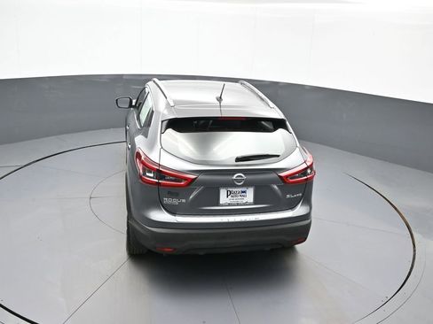 Used 2021 Nissan Rogue Sport SL w/ Premium Package AWD/4WD image 37
