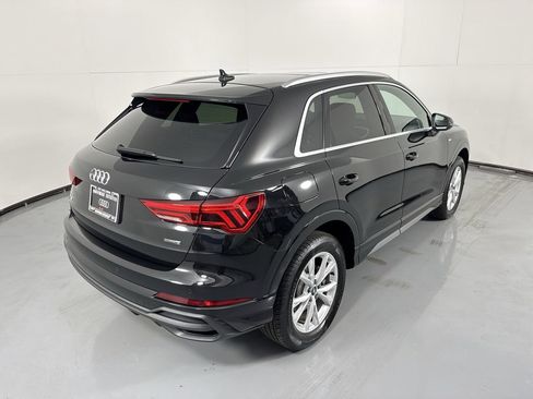 Used 2025 Audi Q3 2.0T Premium w/ Convenience Package AWD/4WD image 37