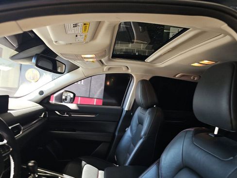 Used 2023 MAZDA CX-5 Carbon Edition image 11