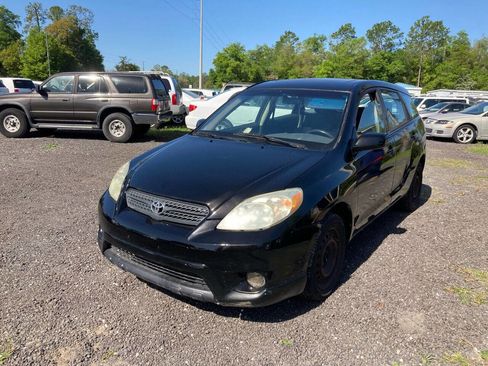 Used 2005 Toyota Matrix XR image 2