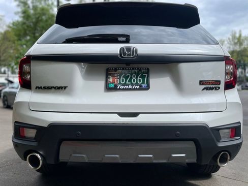 Used 2023 Honda Passport TrailSport image 5