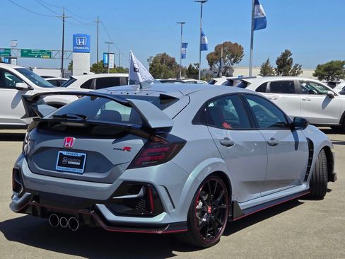 Used 2021 Honda Civic Type R image 7