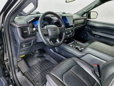 Used 2022 Ford Expedition Limited RWD image 29