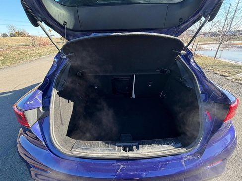 Used 2017 INFINITI QX30 Premium w/ Navigation Package image 12