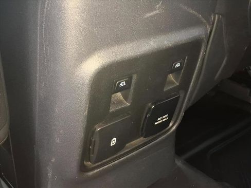 Used 2021 Ford Bronco Black Diamond image 22