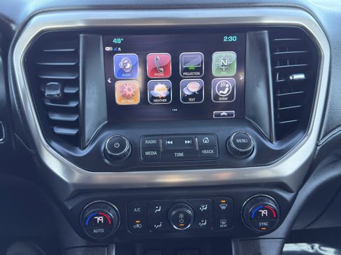 Used 2017 GMC Acadia Denali image 34