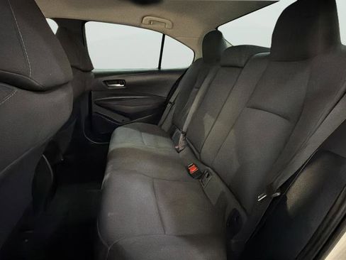 Used 2021 Toyota Corolla LE w/ Carpet Mat Package (TMS) image 32