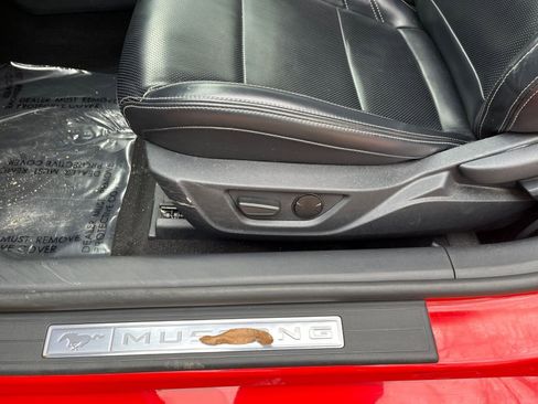 Used 2024 Ford Mustang Premium image 23