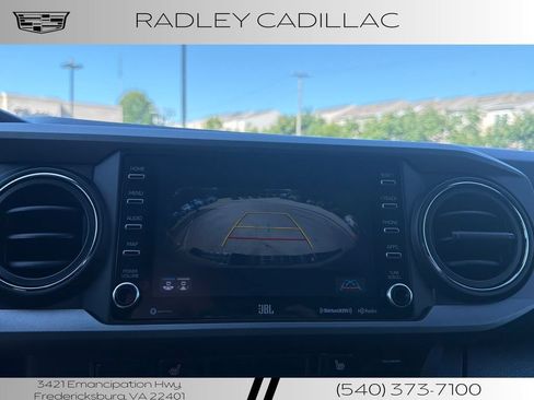 Used 2022 Toyota Tacoma TRD Sport w/ TRD Premium Sport Package AWD/4WD image 8