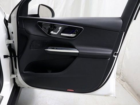 Certified 2026 Mercedes-Benz GLC 300 4MATIC image 31