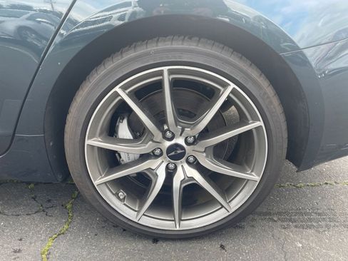 Used 2025 Genesis G70 2.5T image 24