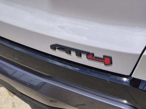 New 2026 GMC Terrain AT4 w/ Technology Package II AWD/4WD image 6