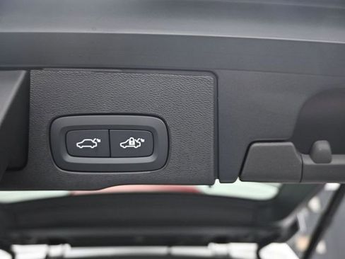 New 2026 Volvo XC60 B5 Core image 25