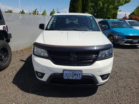 Used 2016 Dodge Journey SXT w/ Blacktop Package FWD image 5