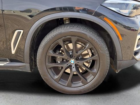 Used 2023 BMW X5 xDrive40i w/ Premium Package image 4