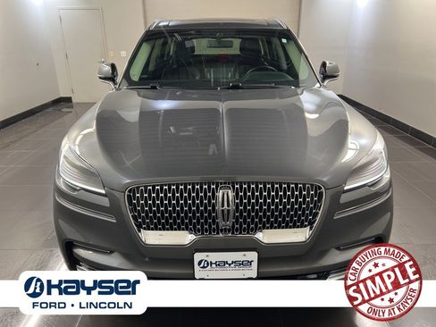 Certified 2023 Lincoln Aviator AWD w/ Premium Package image 2