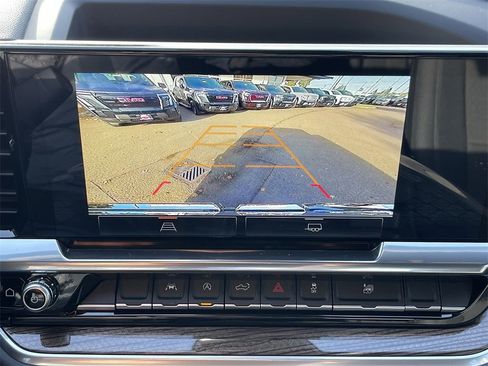 New 2026 GMC Sierra 1500 Elevation image 15