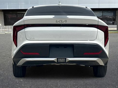 Used 2025 Kia K4 FWD image 8