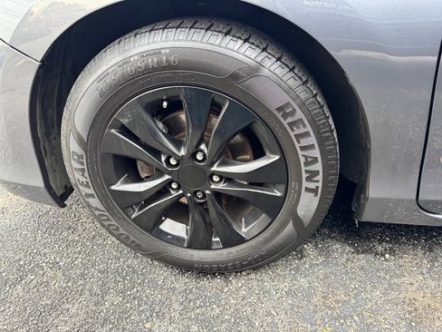 Used 2015 Honda Accord LX image 7