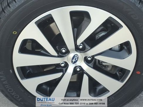 Certified 2025 Subaru Outback Premium w/ Popular Package #1A image 4