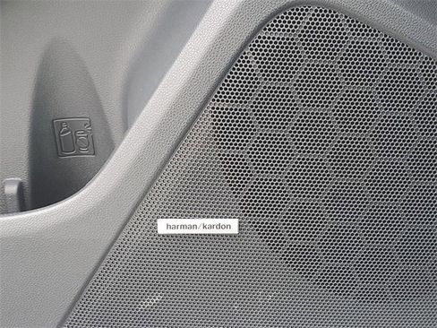 New 2025 Subaru Crosstrek 2.5i Limited image 16