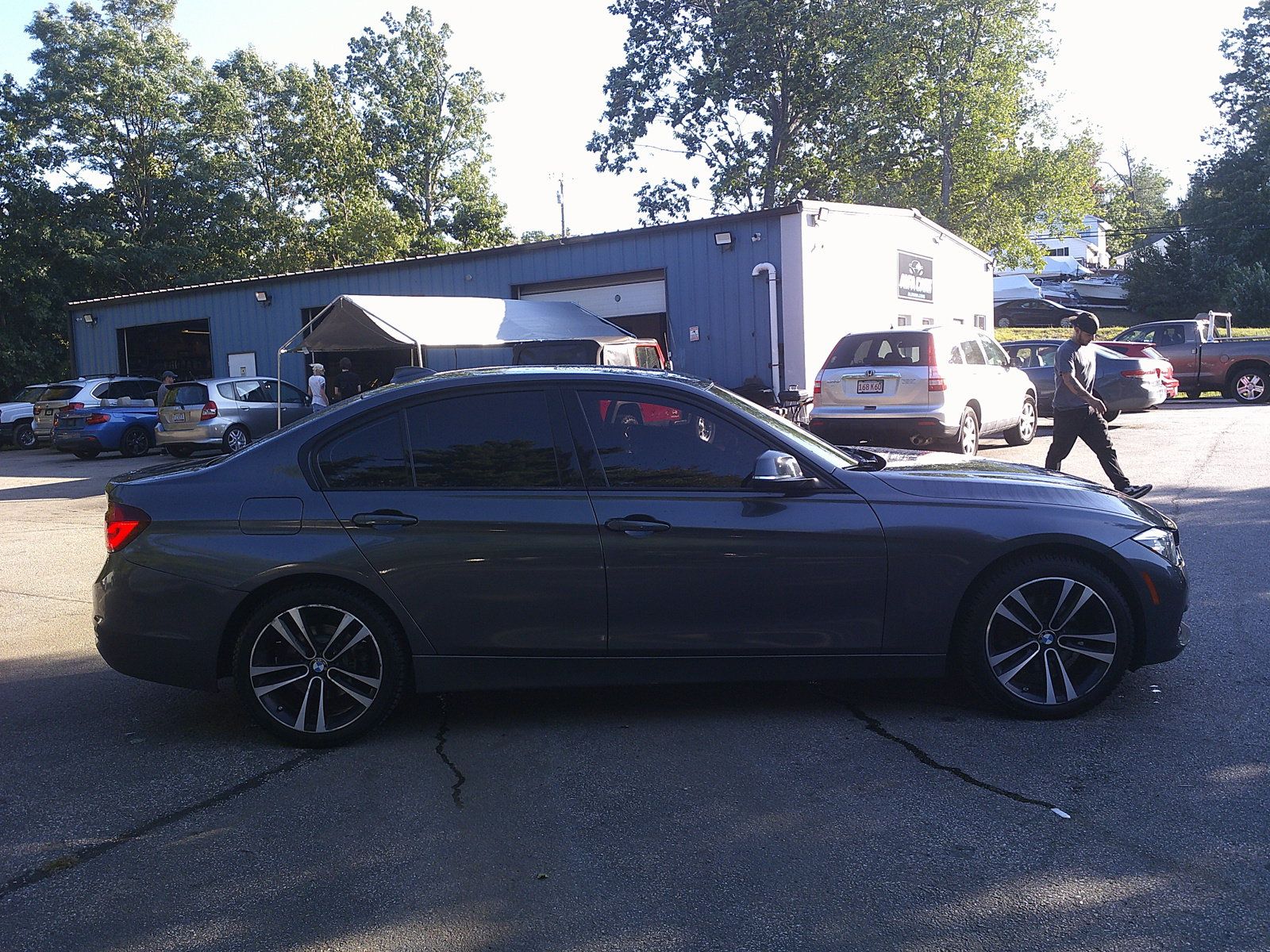 Used 2018 BMW 328d xDrive Sedan w/ Premium Package AWD/4WD image 4