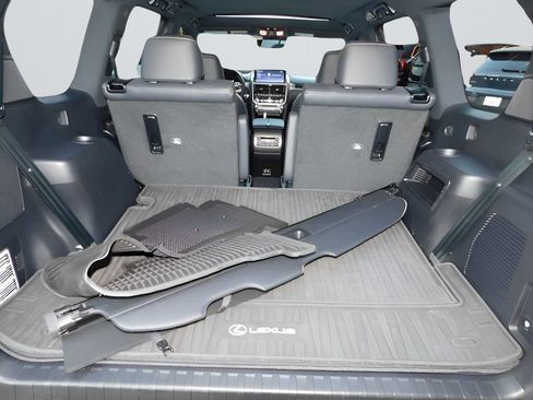 Used 2022 Lexus GX 460 Luxury image 12