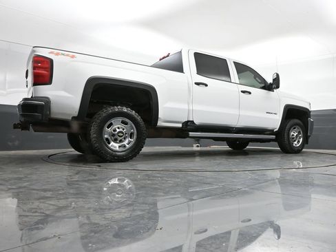 Used 2015 Chevrolet Silverado 2500 W/T AWD/4WD image 28