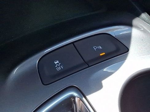 Used 2024 Chevrolet Malibu RS FWD image 25