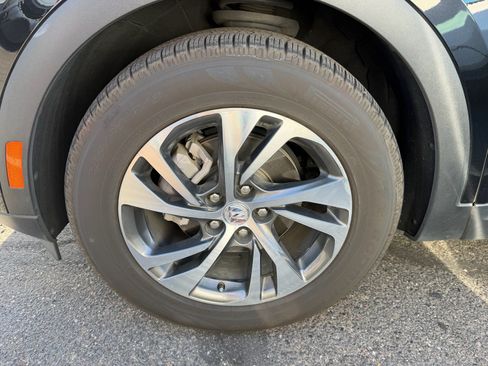 Used 2023 Buick Envision Essence FWD image 6