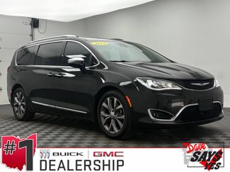 Used 2019 Chrysler Pacifica Limited w/ Tire & Wheel Group FWD video 1
