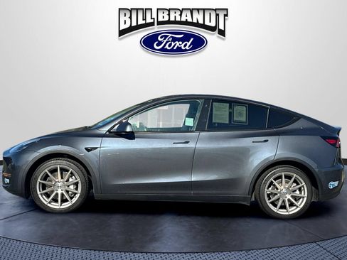 Used 2021 Tesla Model Y Long Range AWD/4WD image 6