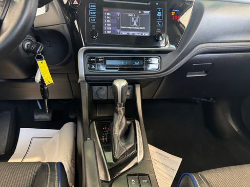 Used 2019 Toyota Corolla SE image 20