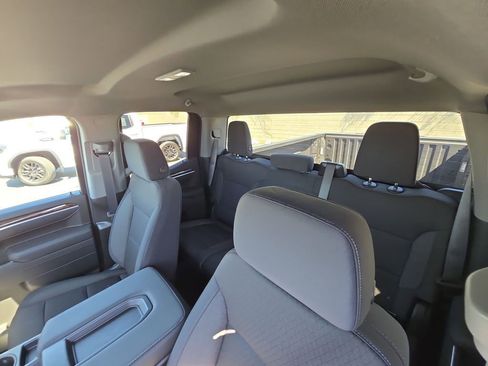 New 2026 GMC Sierra 1500 SLE image 33