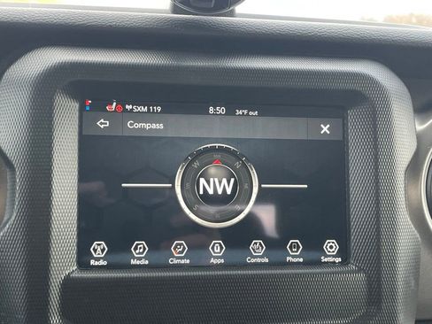 Used 2022 Jeep Gladiator Sport AWD/4WD image 41