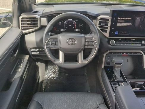 Used 2025 Toyota Tundra Limited AWD/4WD image 16