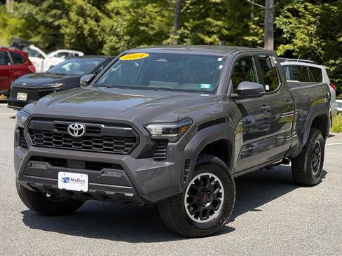 Used 2024 Toyota Tacoma TRD Off-Road w/ TRD Off Road Upgrade Package AWD/4WD image 1