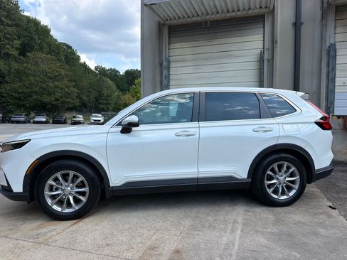 Used 2023 Honda CR-V EX-L image 4