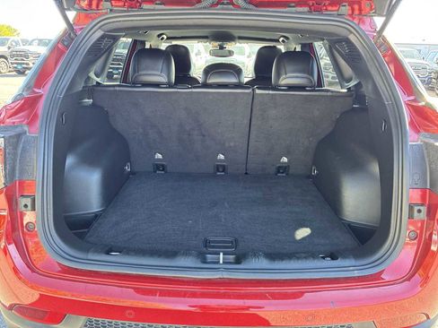 Certified 2025 Jeep Compass Limited AWD/4WD image 17