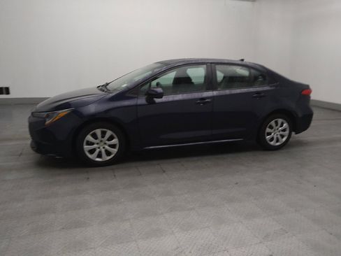 Used 2024 Toyota Corolla LE FWD image 2